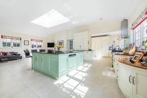 237575 LTR422 IMG 16 0000.jpeg