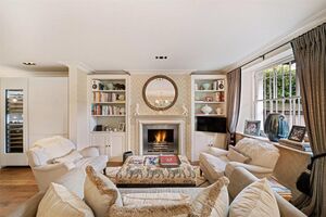 78202 PHS160041 IMG 04 0000.jpeg