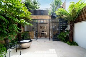 242444 PB9 IMG 35 0000.jpeg