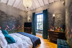 37916 ISL200685 IMG 06 0000.jpeg