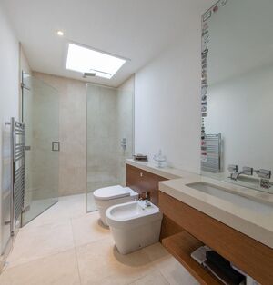 79209 RX169960 IMG 12 0000.jpeg