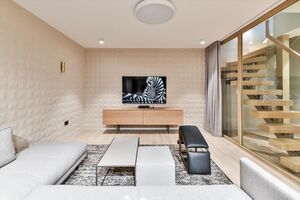 65827 SLA012199218 IMG 17 0001.jpeg