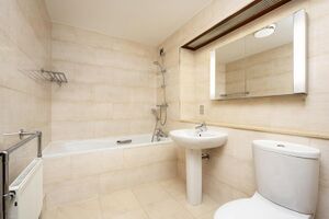 65830 SJW012013098 IMG 06 0000.jpeg