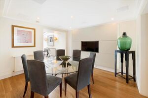 65809 KEN012151735 IMG 06 0000.jpeg