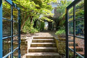 28746 NOT200066 IMG 07 0000.jpeg