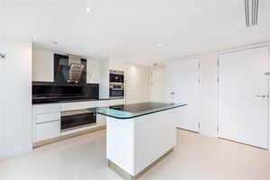 53038 CBW180662 IMG 10 0000.jpeg