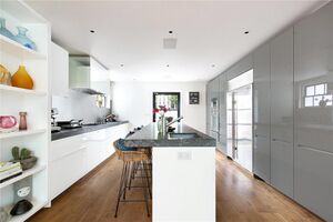 28746 BAY220024 IMG 05 0000.jpeg