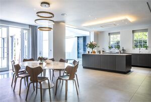 48928 STS190099 IMG 04 0000.jpeg