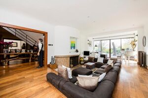 65806 HAM012148936 IMG 11 0000.jpeg