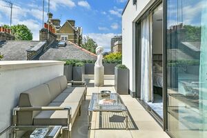 44264 SLN210162 IMG 31 0000.jpeg