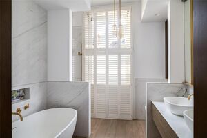 46451 RUS210343 IMG 07 0000.jpeg