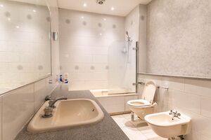 215642 RX180598 IMG 31 0000.jpeg