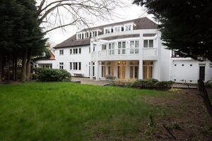 215642 RX180598 IMG 49 0000.jpeg