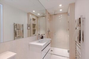 50634 HPE170105 IMG 15 0000.jpeg