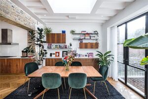 37916 ISL200685 IMG 14 0000.jpeg