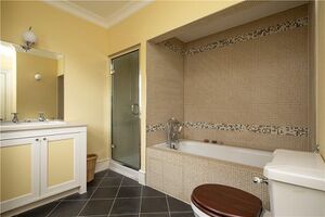 72698 COO210024 IMG 16 0000.jpeg