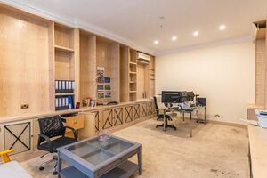 215642 RX180598 IMG 06 0000.jpeg