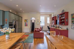 84235 RGS220030 IMG 04 0000.jpeg