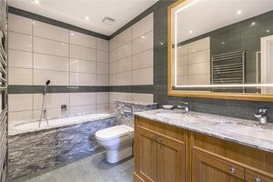 37922 KEN180086 IMG 17 0000.jpeg