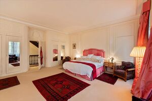 65815 WER012286800 IMG 05 0000.jpeg