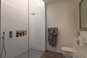 2521 VANTA 001073 IMG 15 0000.jpeg