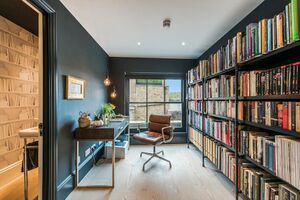 67880 FLH012132689 IMG 04 0001.jpeg