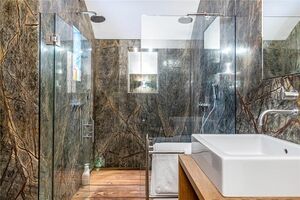 77695 PIM220100 IMG 11 0000.jpeg