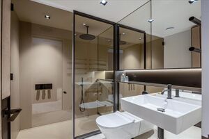 63077 MRY012224997 IMG 13 0001.jpeg