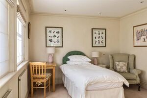 46451 RUS220021 IMG 13 0000.jpeg