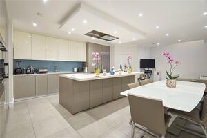 669 CST160256 IMG 17 0000.jpeg