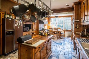 73947 31379279 IMG 05 0000.jpeg