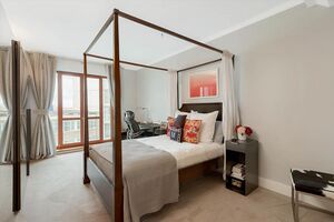 65827 SLA012067739 IMG 05 0002.jpeg