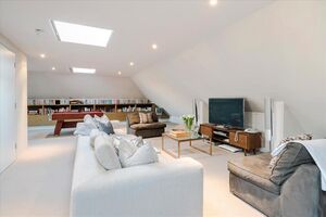 65830 SJW180081 IMG 27 0000.jpeg