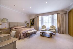 37922 KEN180086 IMG 08 0000.jpeg