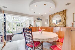 89770 CLI211814 IMG 07 0000.jpeg