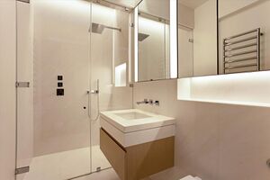 63077 MRY012206963 IMG 17 0000.jpeg