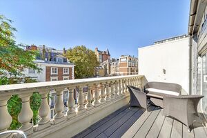 65809 KEN012037350 IMG 05 0000.jpeg