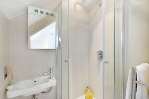 183887 vBEH180084 IMG 13 0001.jpeg