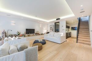 67880 FLH012132689 IMG 17 0001.jpeg