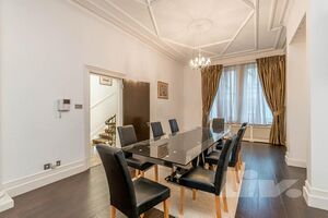 54583 LIVH 017565 IMG 08 0000.jpeg