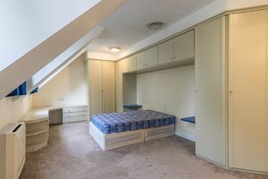 215642 RX180598 IMG 28 0000.jpeg