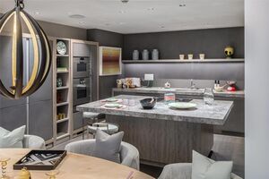 46451 RUS190410 IMG 11 0000.jpeg