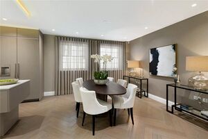 25602 KNH210203 IMG 03 0000.jpeg