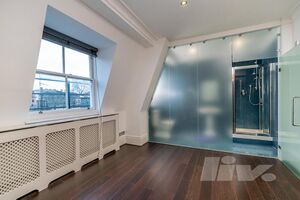 54583 LIVH 017565 IMG 28 0000.jpeg