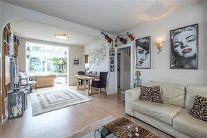 595 WHS210233 IMG 02 0000.jpeg