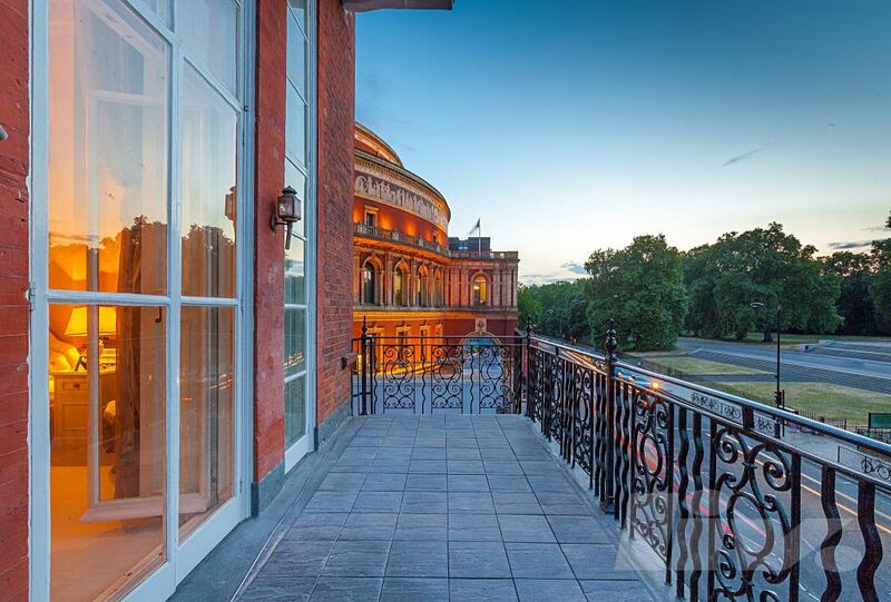 File:54583 LIVH 010848 IMG 17 0000.jpeg