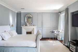 46451 RUS170168 IMG 34 0000.jpeg