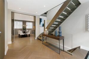 25602 KNH210203 IMG 05 0000.jpeg