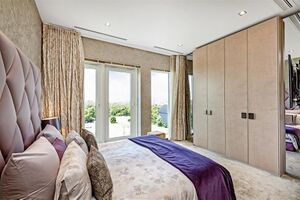 53038 CBW184260 IMG 27 0000.jpeg