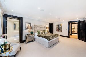 79209 RX151078 IMG 06 0000.jpeg